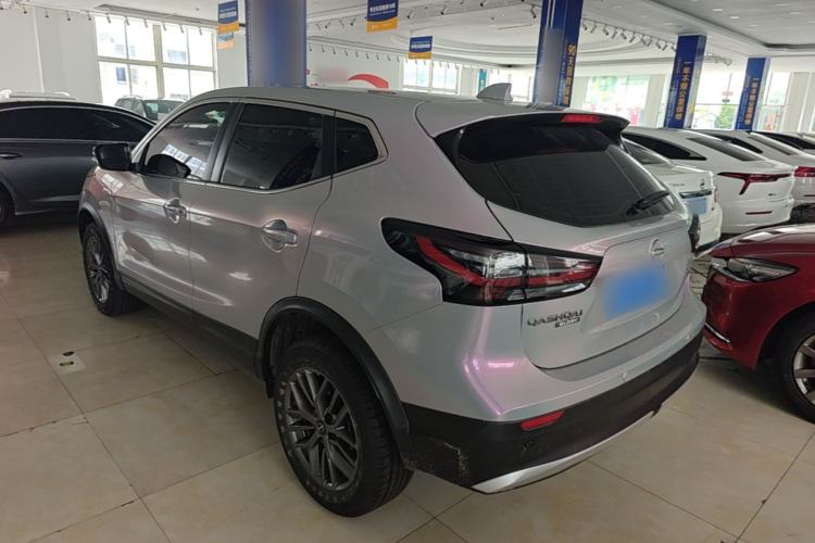 Nissan Qashqai 2025 — фото 4
