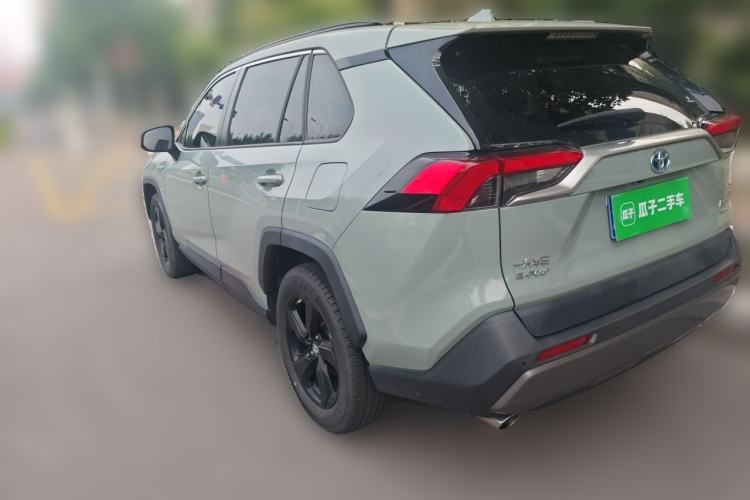 Toyota rav4 2020 — фото 4