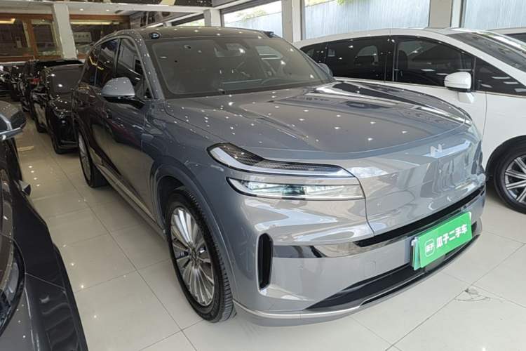 Onvo L90 2025 — 3
