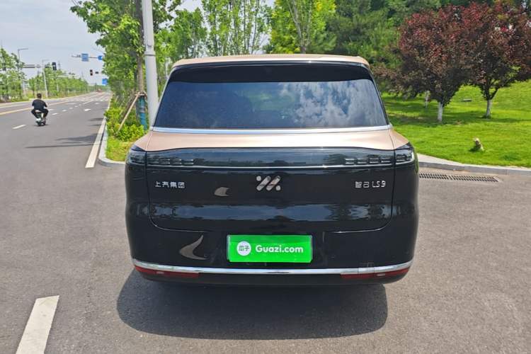 IM LS9 2026 — 5