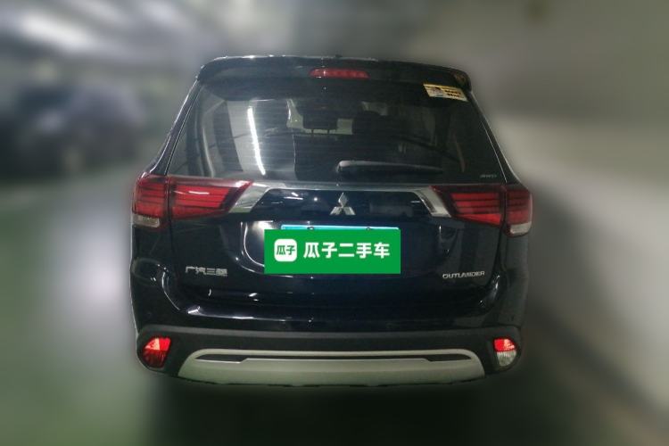 Mitsubishi Outlander 2020 — 3