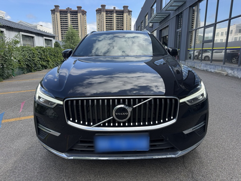 Volvo xc60 2025 — фото 2