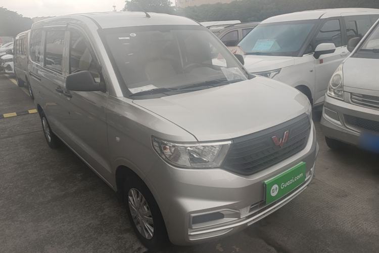 Wuling Hongguang V 2022 — 3