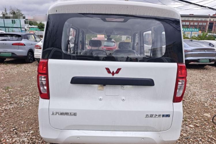 Wuling Zhiguang 2025 — 5
