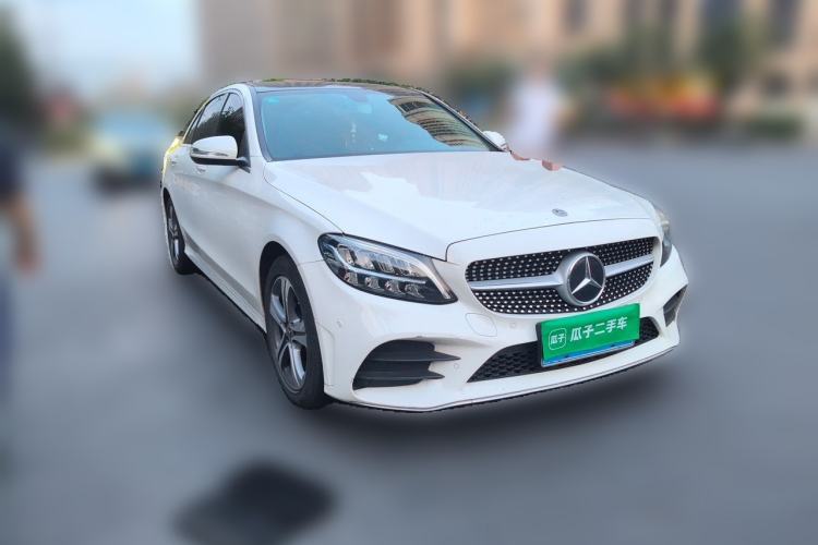 Mercedes-Benz C 260 L 2020 — 3