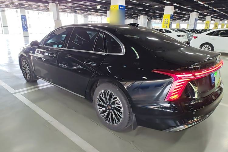 Hongqi H5 2024 — 4