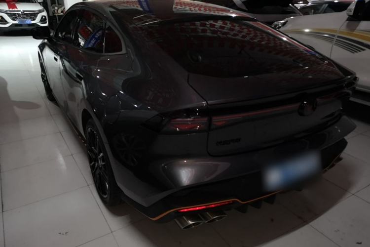 ChangAn UNI-V 2025 — 4