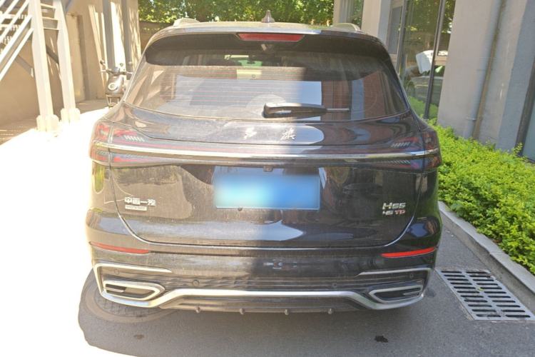 Hongqi HS5 2023 — 5