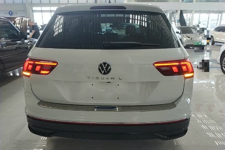 Volkswagen Tiguan L 2025 — 5