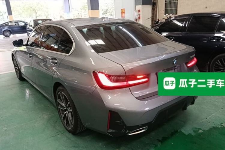 BMW 325Li 2023 — 4