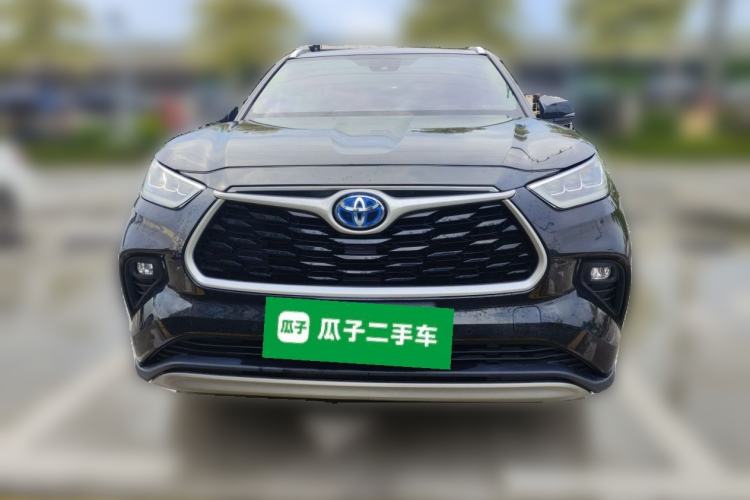 Toyota Highlander 2022 — фото 2