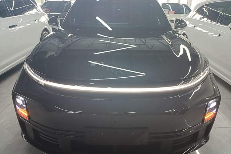 Li Auto L7 2023 — 2