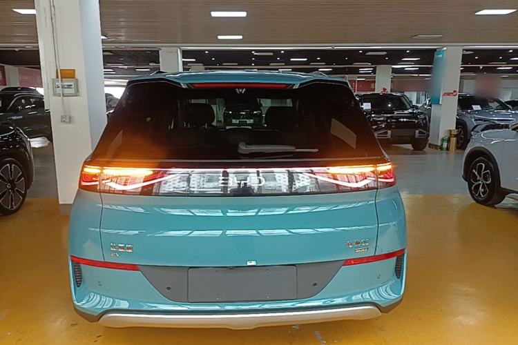 BYD Sealion 05 EV 2025 — фото 5