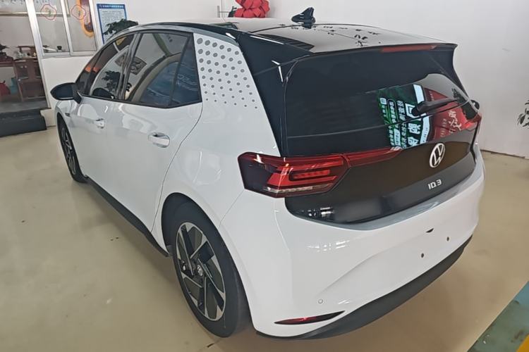Volkswagen ID.3 2023 — 4