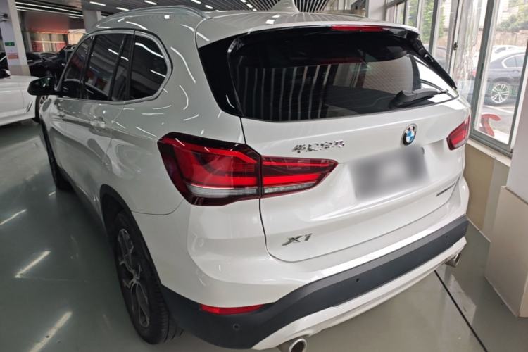 BMW X1 2020 — фото 4