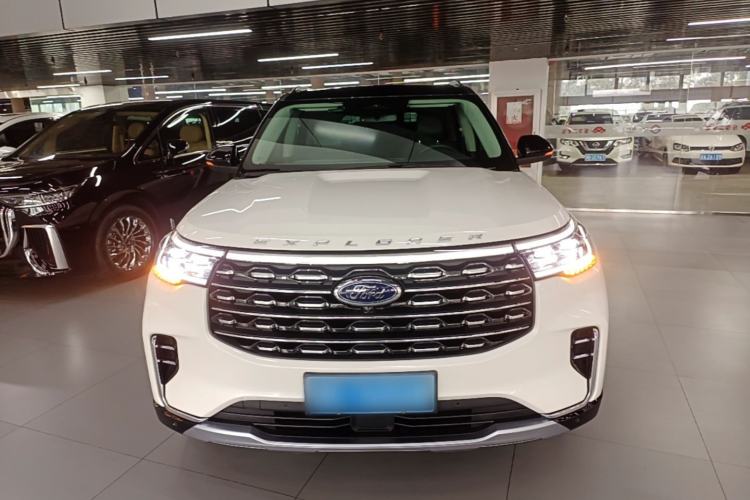 Ford Explorer 2024 — 2