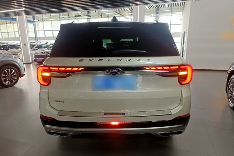 Ford Explorer 2024 — 5