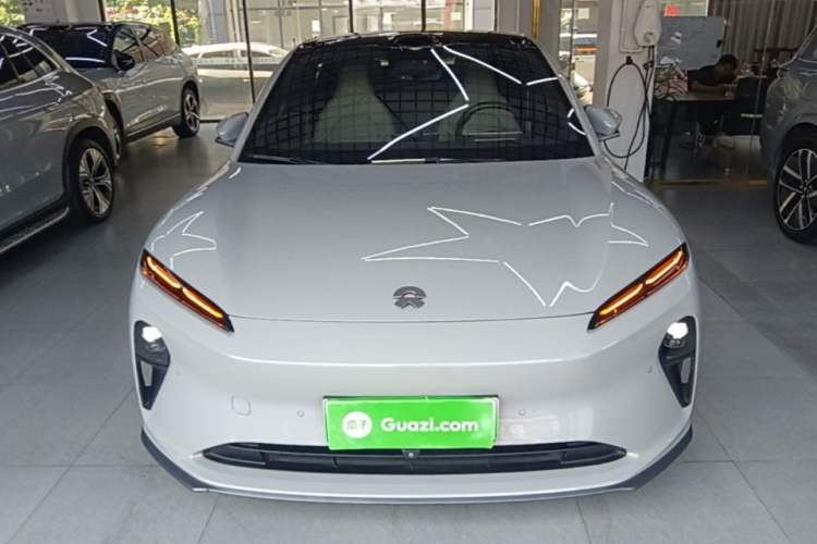 NIO ET5 2022 — 2