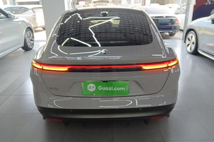 NIO ET5 2022 — 5