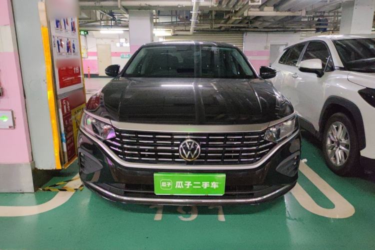 Volkswagen Passat 2025 — 4