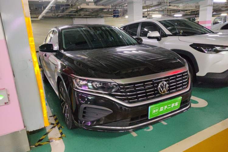 Volkswagen Passat 2025 — 5