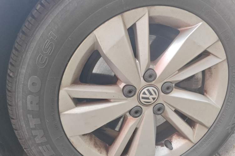Volkswagen Polo 2019 — 2