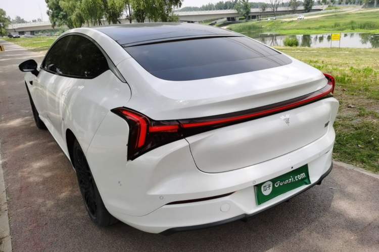 Neta NETA S 2022 — 4