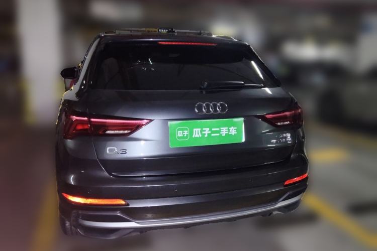 Audi Q3 2021 — 3
