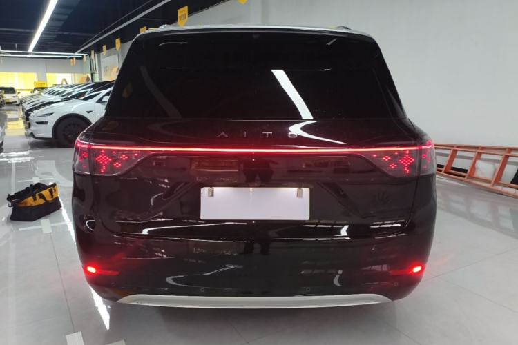 AITO AITO M9 2024 — 5
