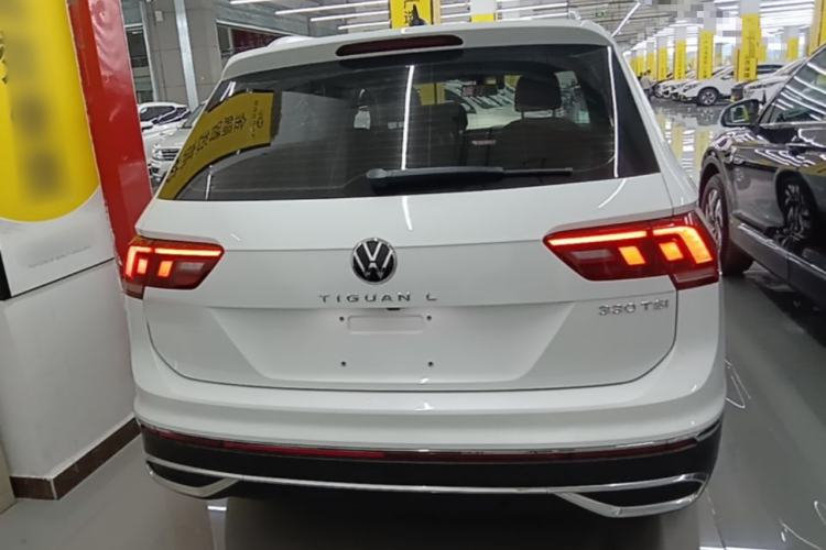 Volkswagen Tiguan L 2023 — 5