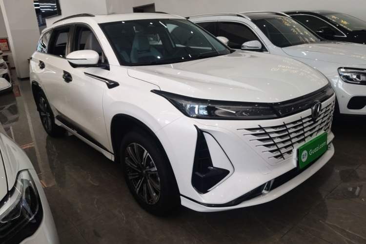 ChangAn CS75 Plus 2023 — фото 3