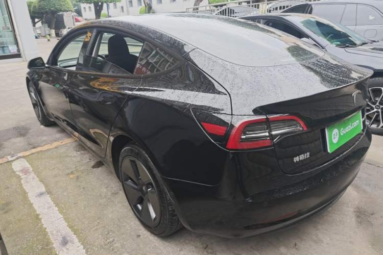 Tesla Model 3 2022 — 4