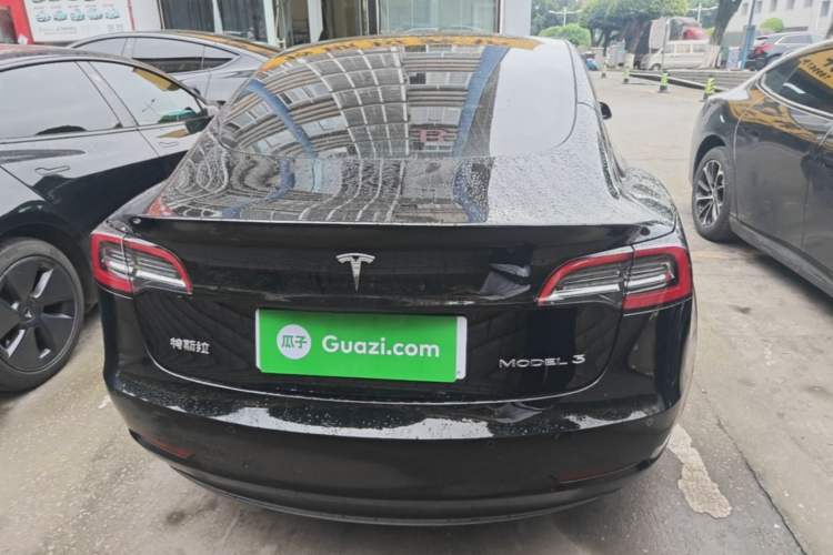 Tesla Model 3 2022 — 5