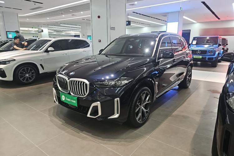BMW X5 2023 — фото 1