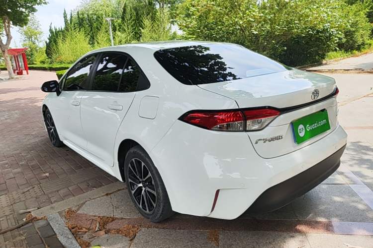 Toyota Corolla 2023 — 4