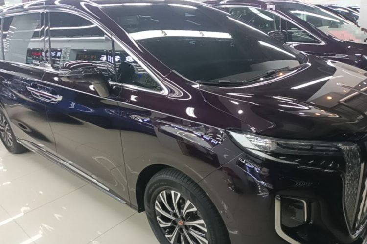 Hongqi HQ9 PHEV 2024 — 3