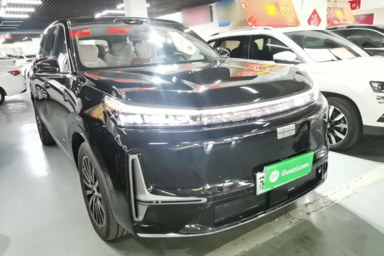 Geely Galaxy M9 2025 — 3