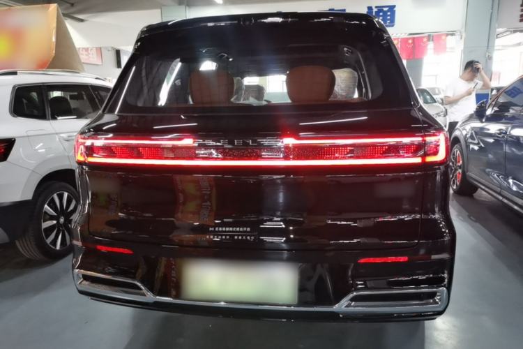 Geely Galaxy M9 2025 — 5
