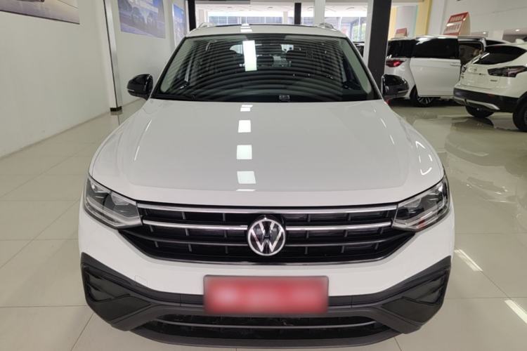 Volkswagen Tiguan L 2024 — фото 2