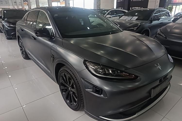 Arcfox Alpha S 2022 — 3