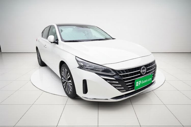 Nissan Altima 2022 — 3