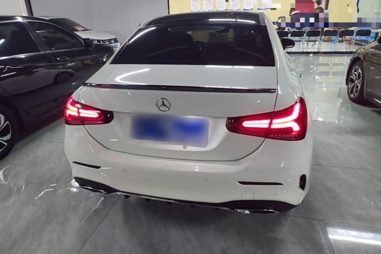 Mercedes-Benz A 200 L 2021 — фото 5