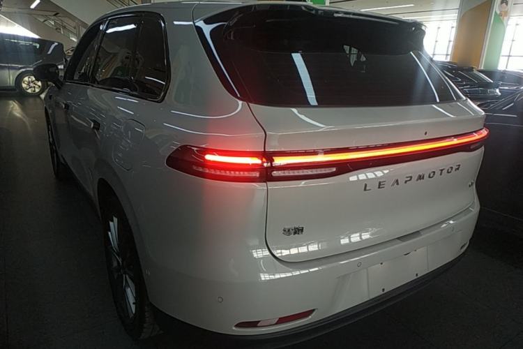 Leapmotor C10 2026 — 4