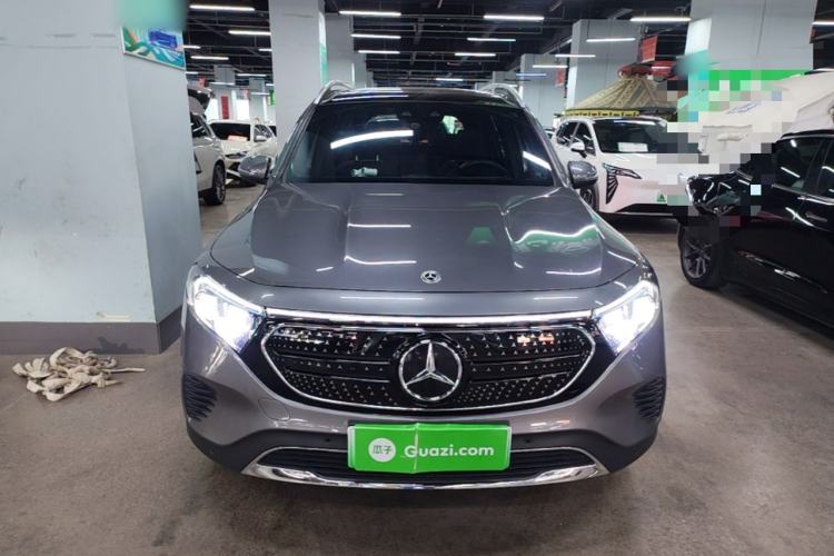 Mercedes-Benz EQB 260 2023 — 2
