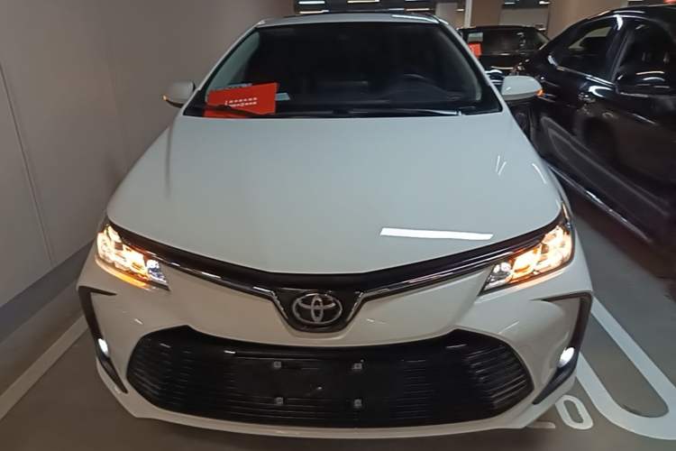 Toyota Corolla 2021 — 2