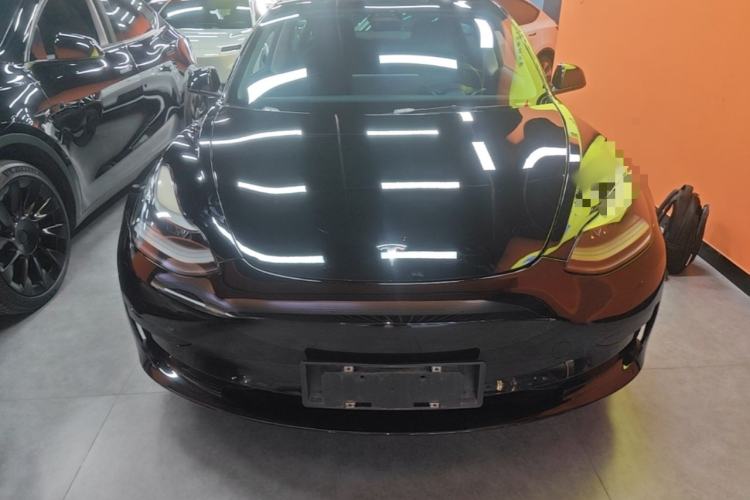 Tesla Model 3 2021 — 2