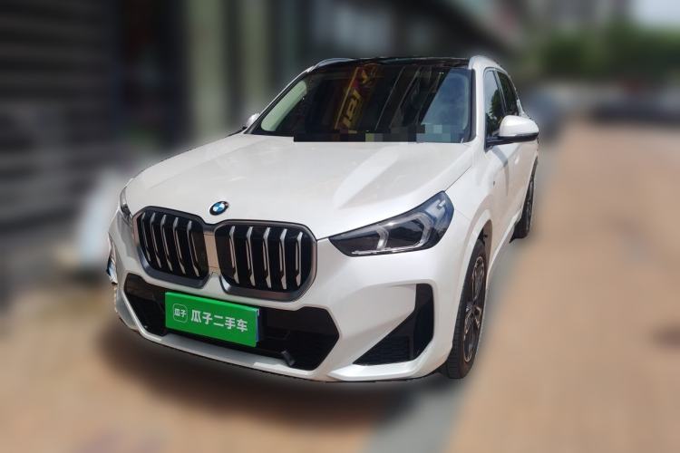 BMW X1 2023 — фото 1