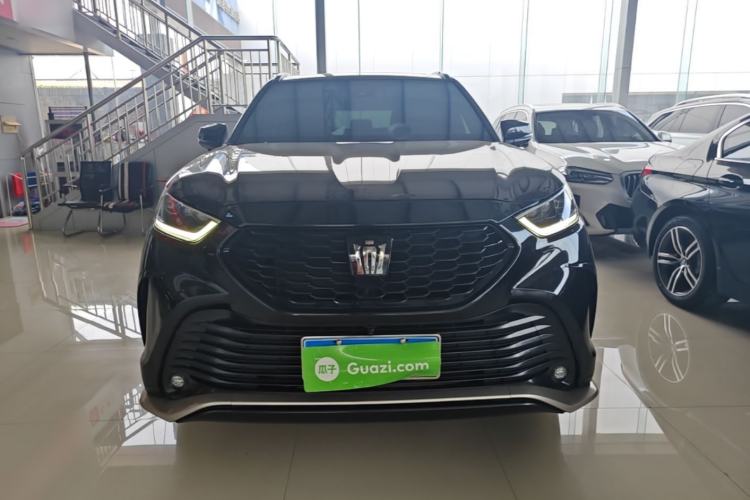 Toyota Highlander 2022 — 2