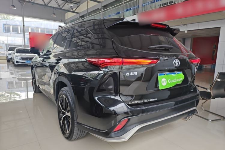 Toyota Highlander 2022 — 4