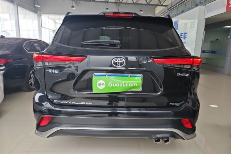 Toyota Highlander 2022 — 5
